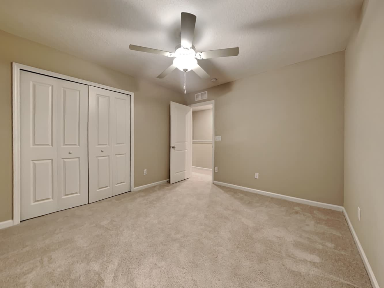 570 Cherry Ridge Dr Orange Park photo 16