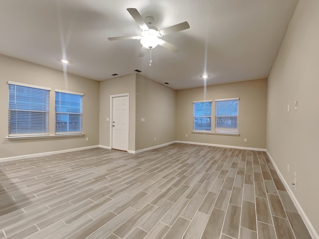 570 Cherry Ridge Dr Orange Park photo 4