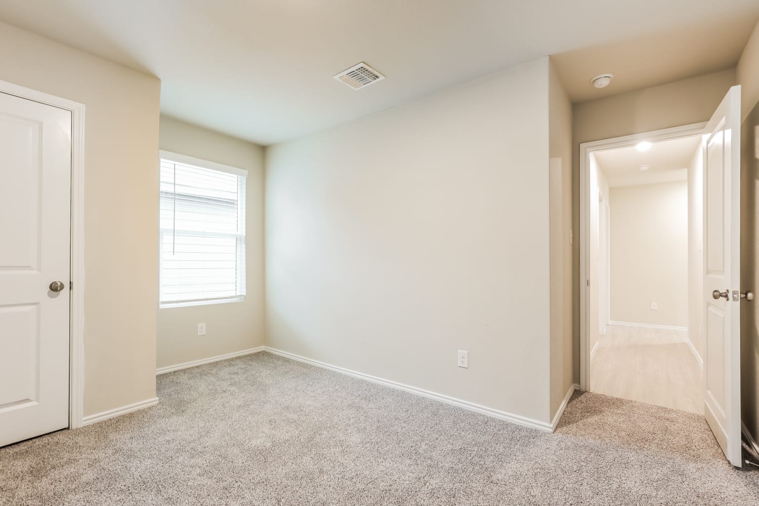 5711 Leon Pl San Antonio photo 14