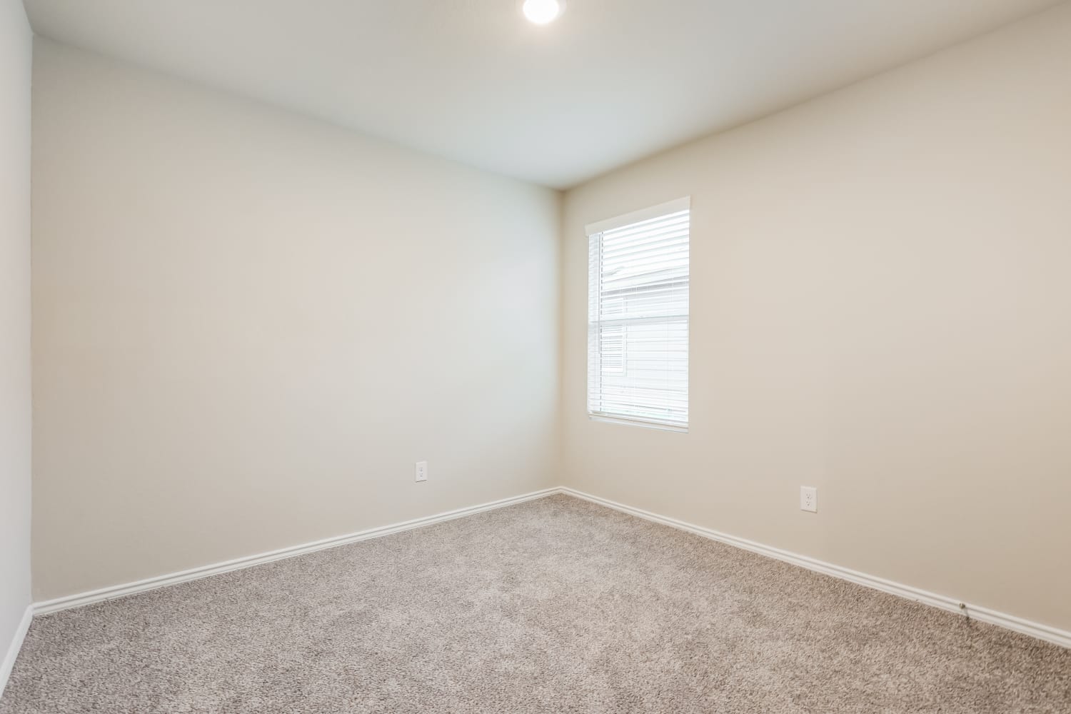 5711 Leon Pl San Antonio photo 13