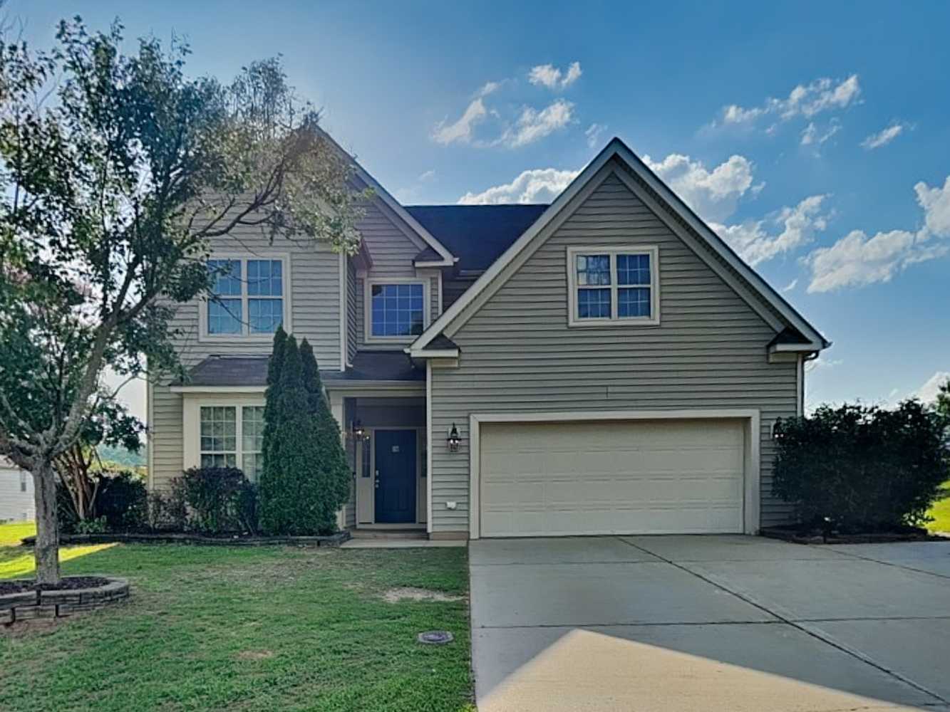 577 Rolling Meadows Dr Clayton photo 1