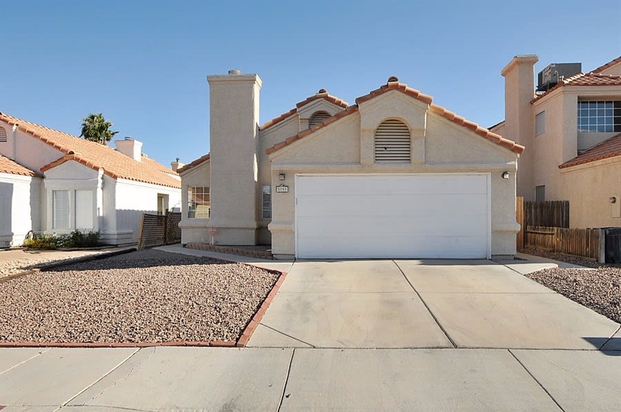 5781 Yerington Ave, Las Vegas