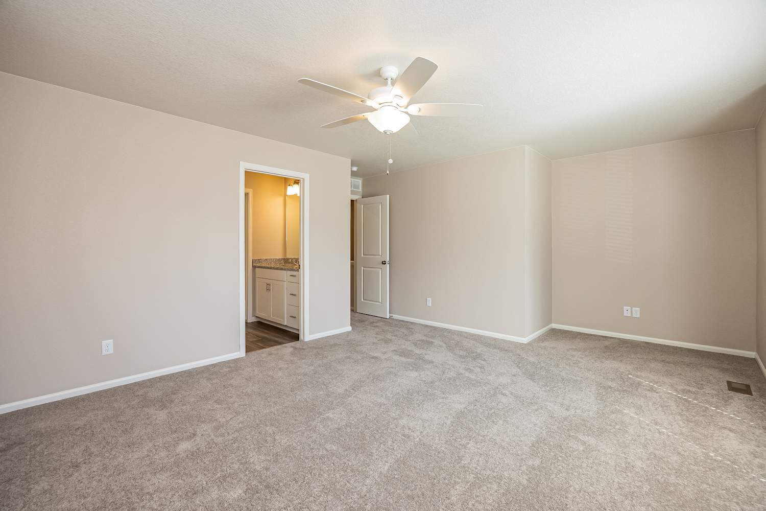 5873 Uptop Point Colorado Springs photo 10