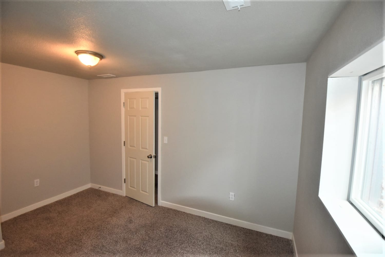 6180 Whirlwind Dr Colorado Springs photo 12
