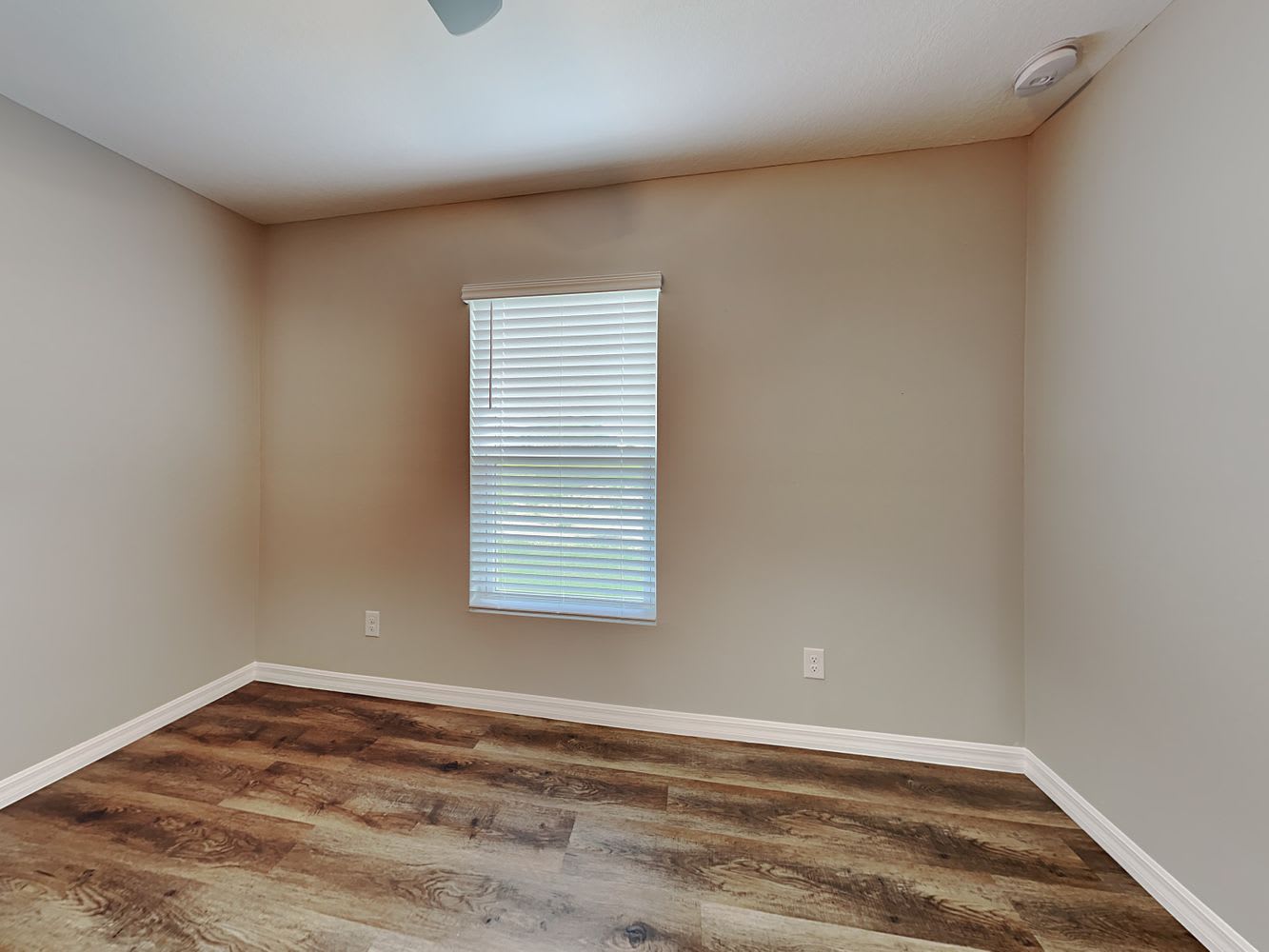 628 NE Juanita Ct Cape Coral photo 12