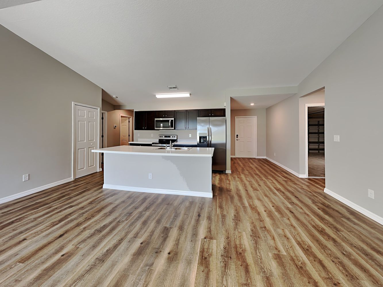 628 NE Juanita Ct Cape Coral photo 8