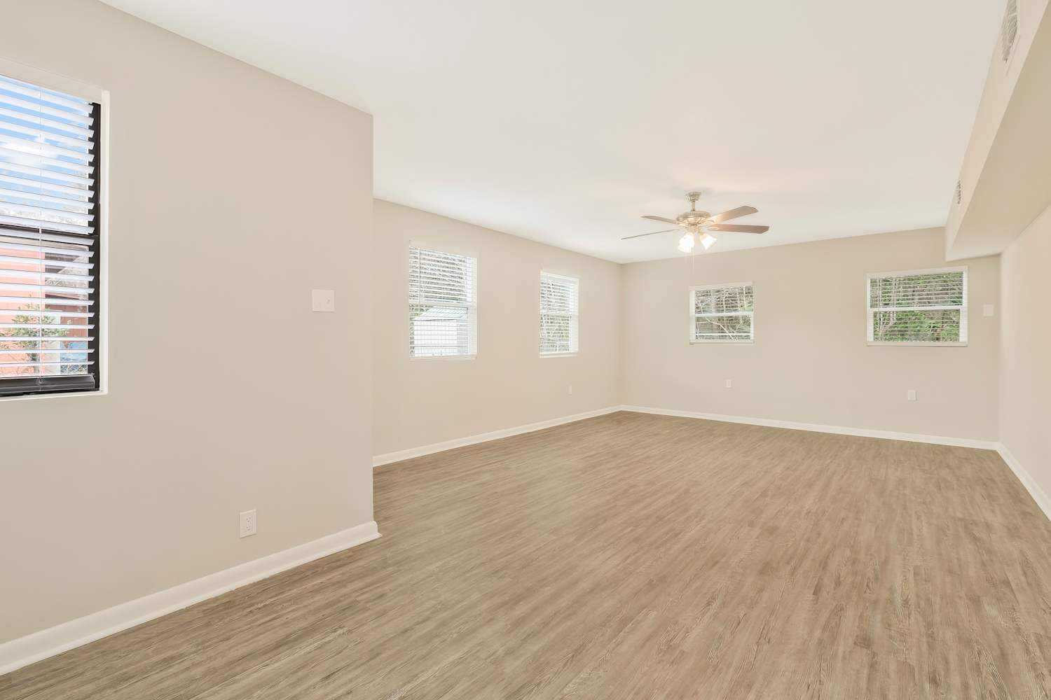 6477 Cooper Ln Jacksonville photo 15