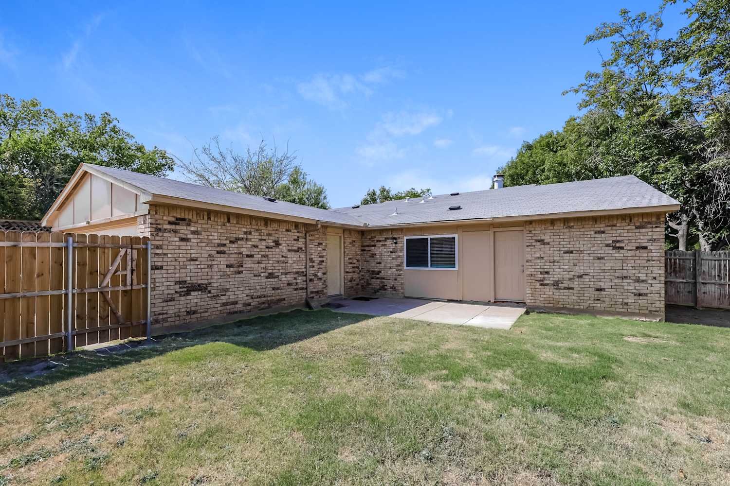 656 Priscilla Ln Desoto photo 16