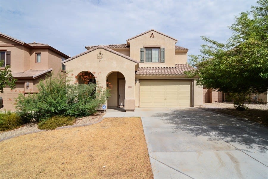 6742 W Blackstone Ln, Peoria