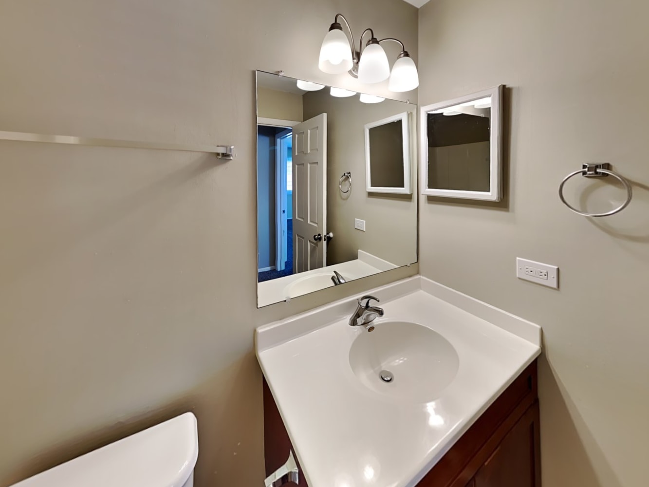 6791 Red Wing Dr Woodridge photo 19