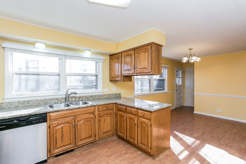 713 Ash St Flossmoor photo 6
