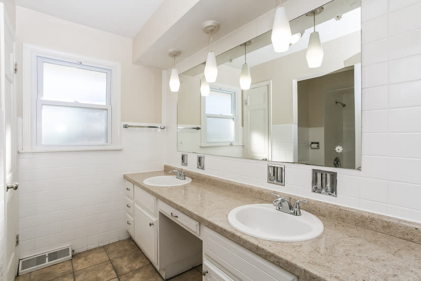 713 Ash St Flossmoor photo 10