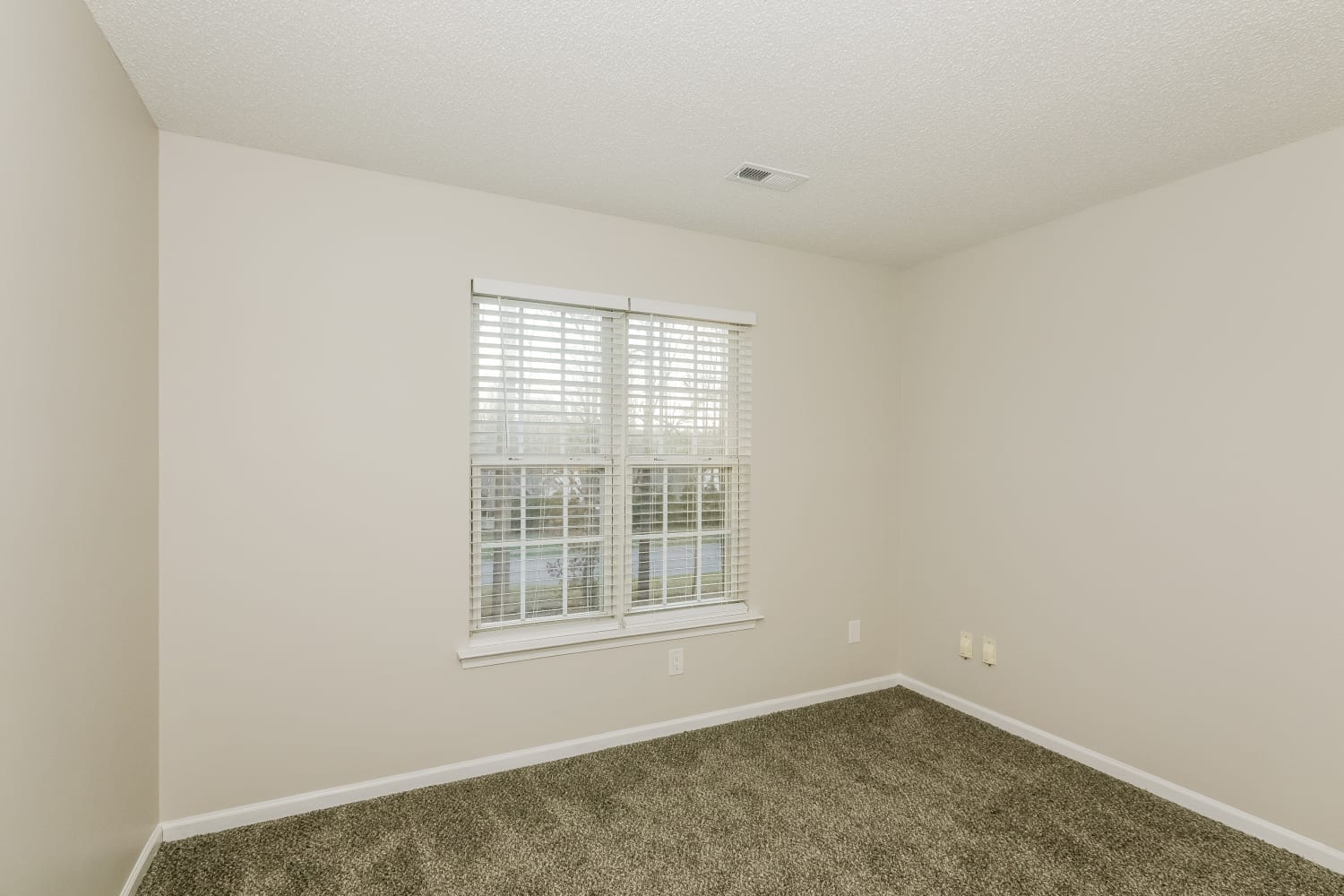 7140 Duchamp Dr Charlotte photo 11
