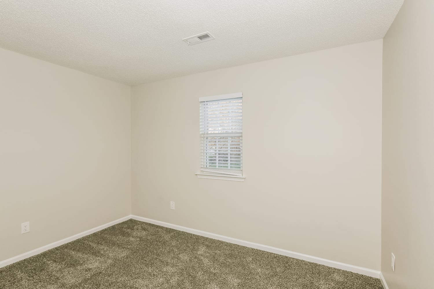 7140 Duchamp Dr Charlotte photo 10