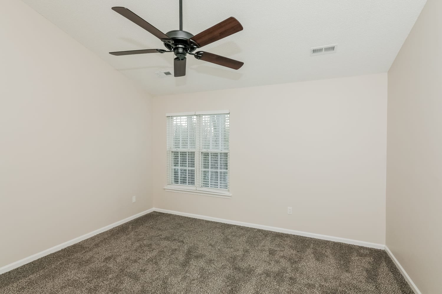 7140 Duchamp Dr Charlotte photo 9