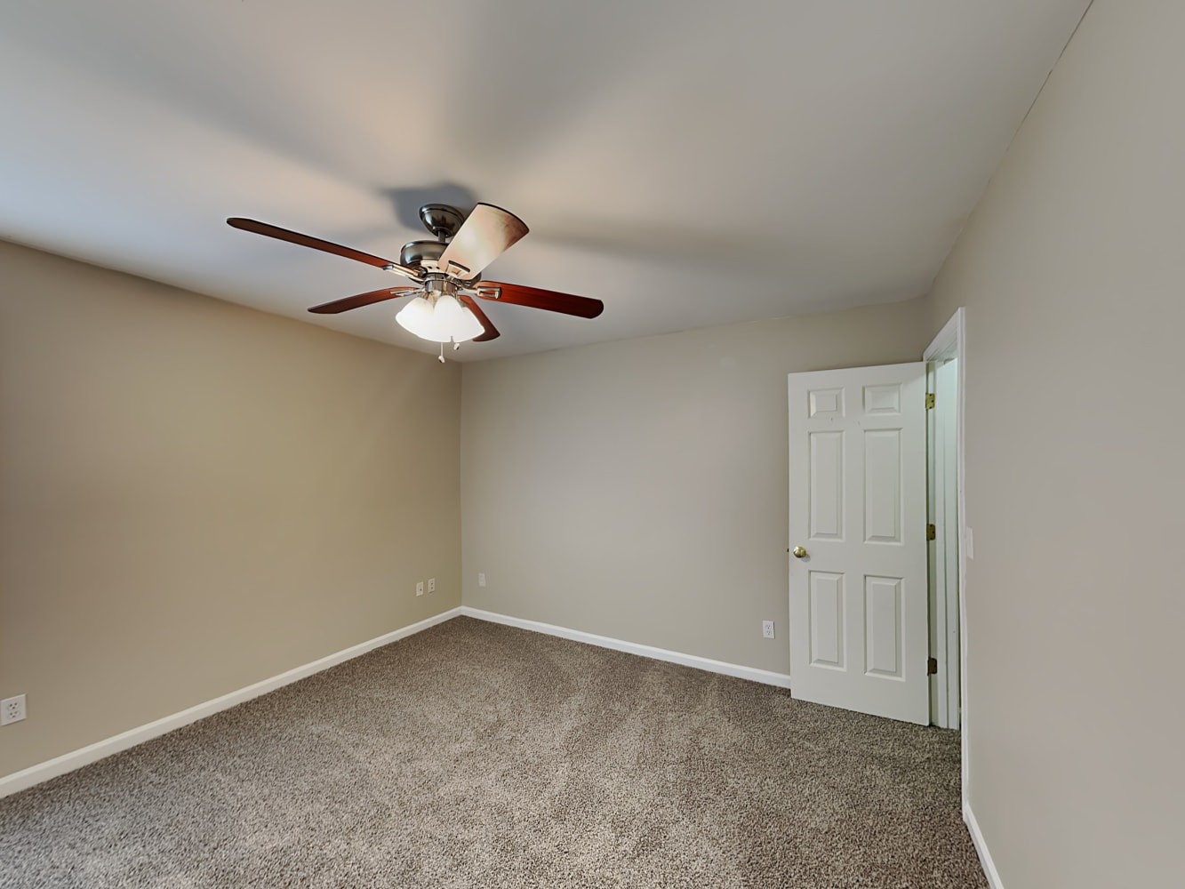 7443 Grayson Bridge Cir Douglasville photo 13