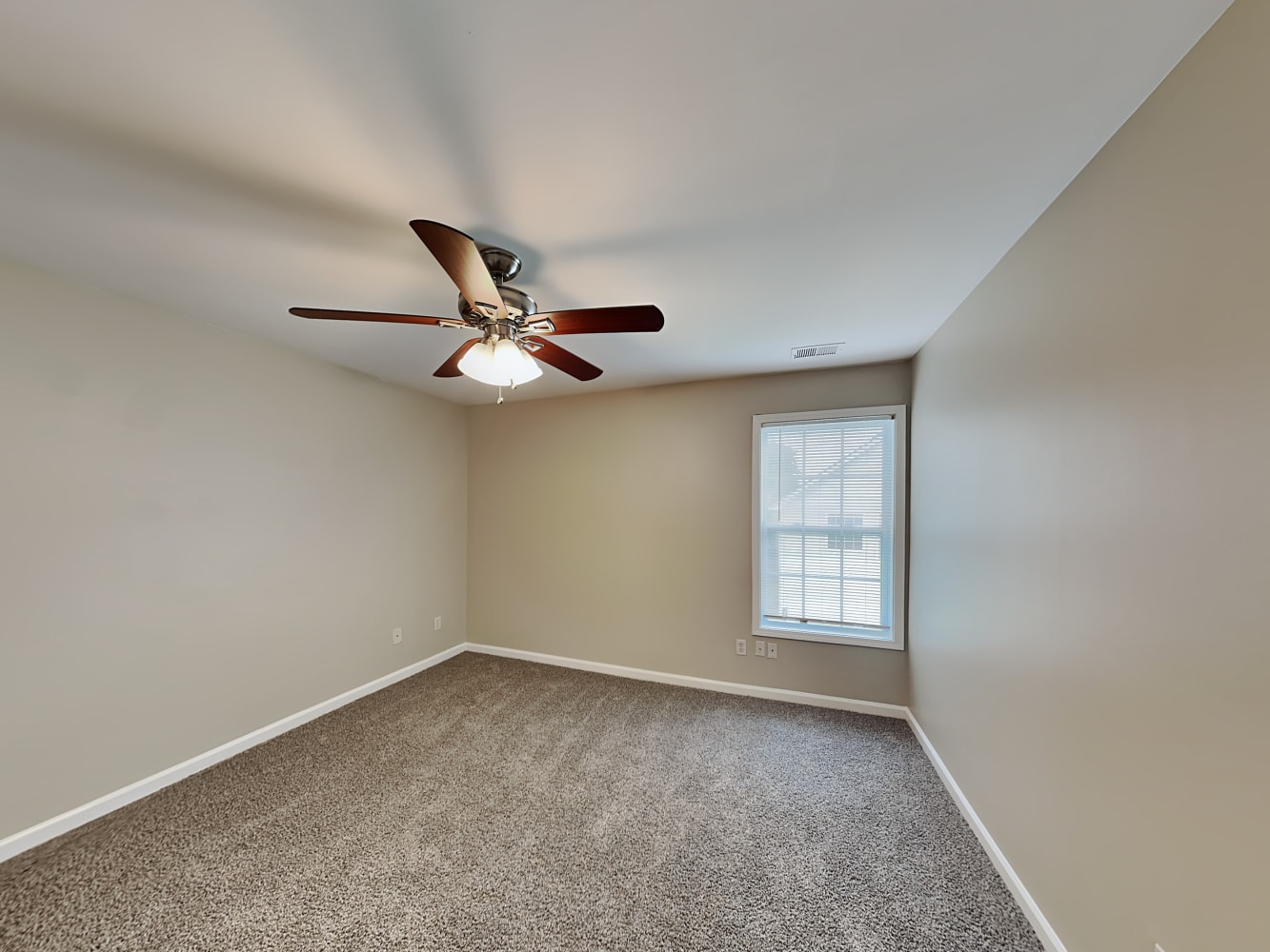 7443 Grayson Bridge Cir Douglasville photo 14