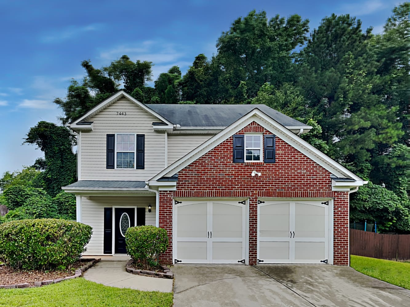 7443 Grayson Bridge Cir Douglasville photo 1