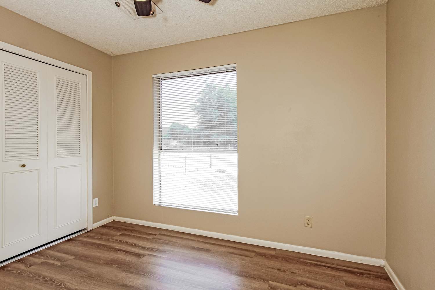 7556 W Turney Ave Phoenix photo 13