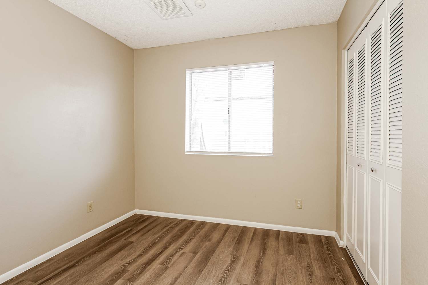 7556 W Turney Ave Phoenix photo 11