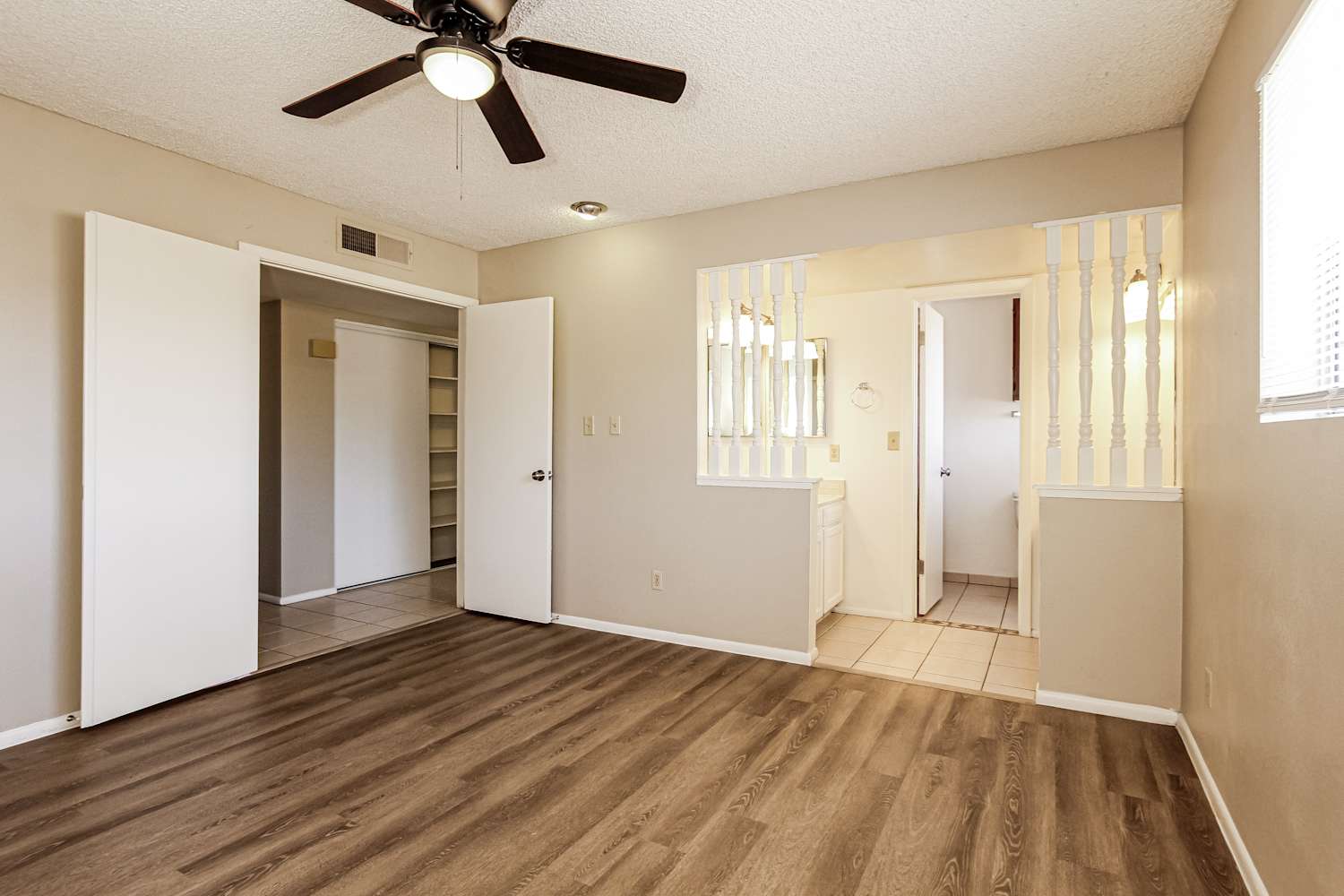 7556 W Turney Ave Phoenix photo 9