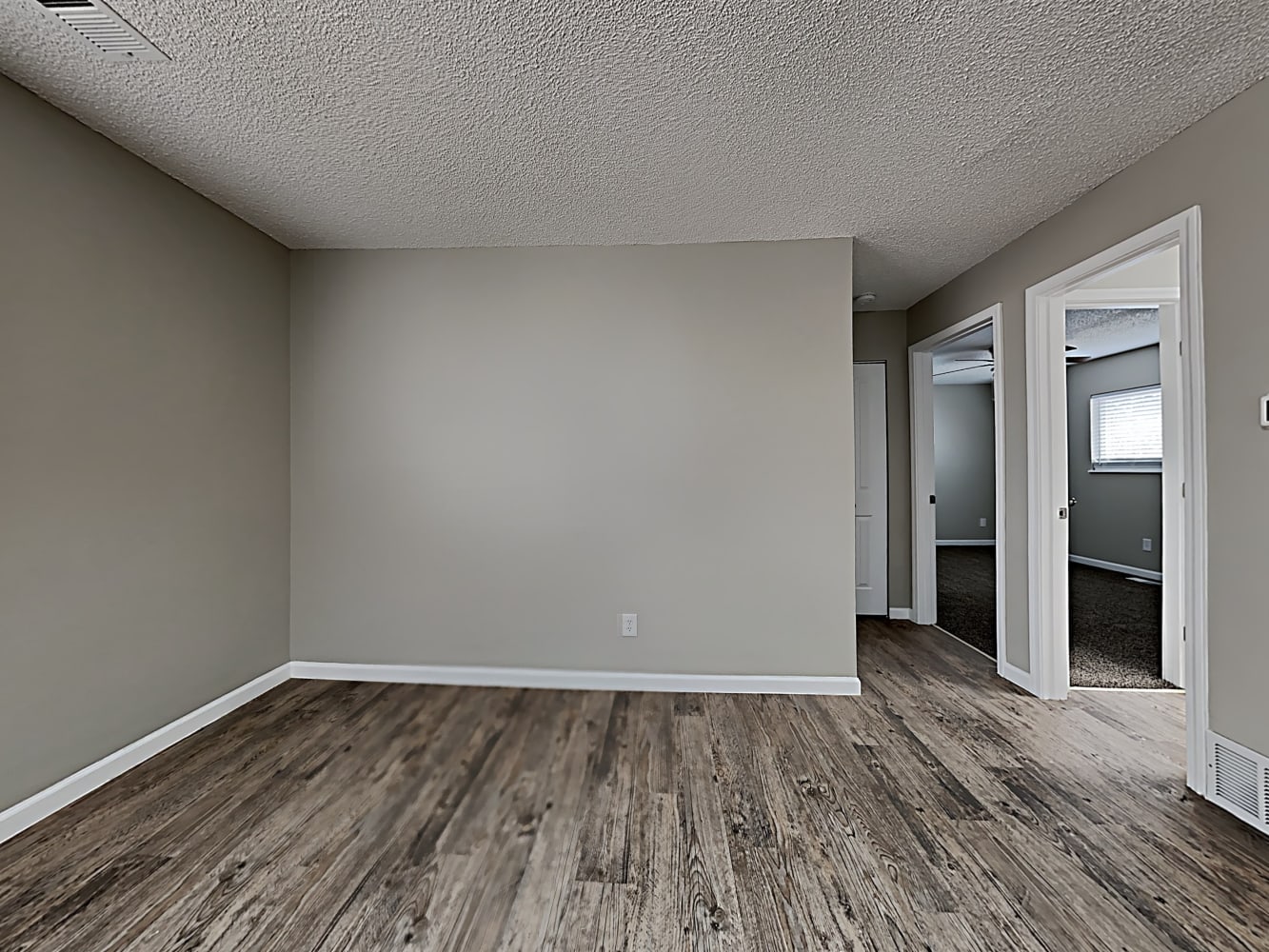 7595 Deer Trl Colorado Springs photo 10
