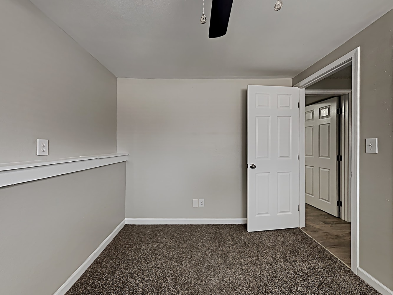 7595 Deer Trl Colorado Springs photo 11