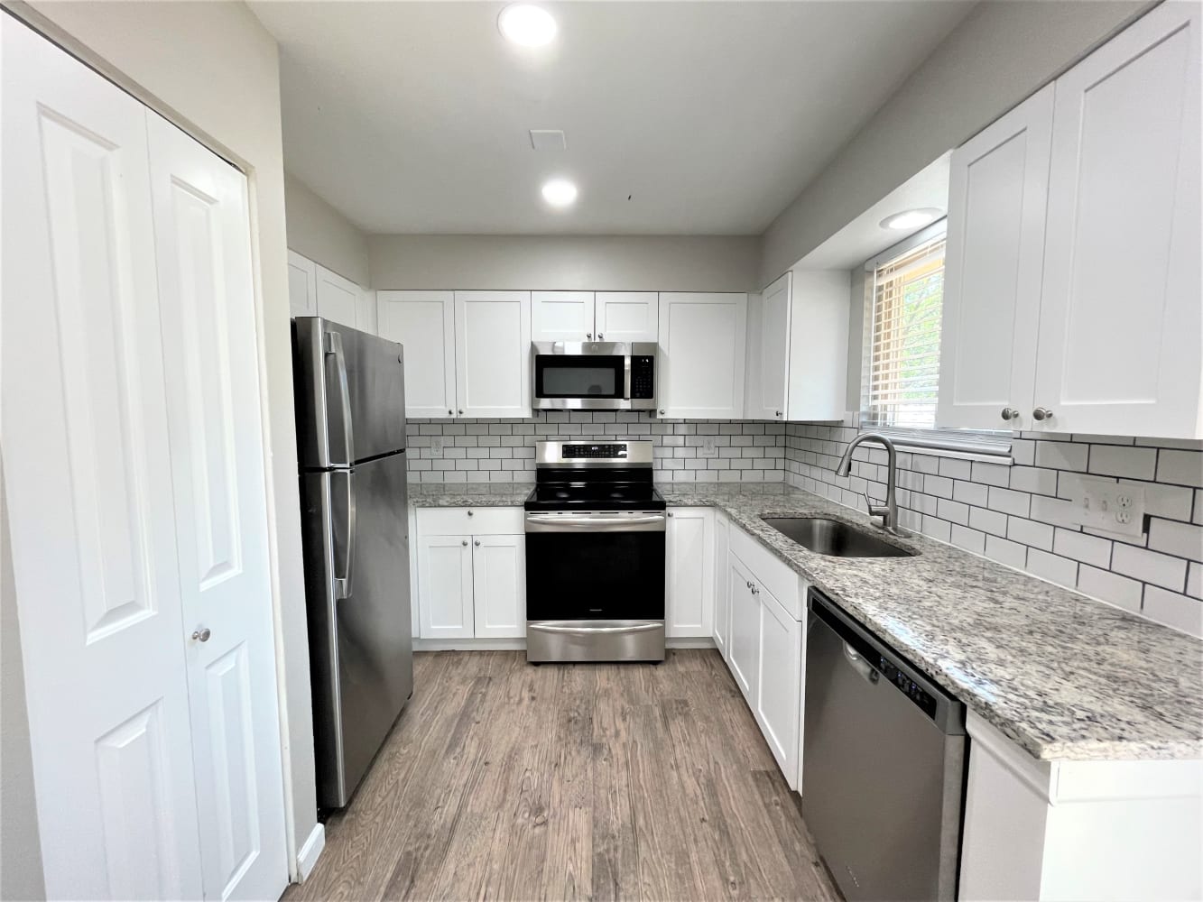 7595 Deer Trl Colorado Springs photo 7