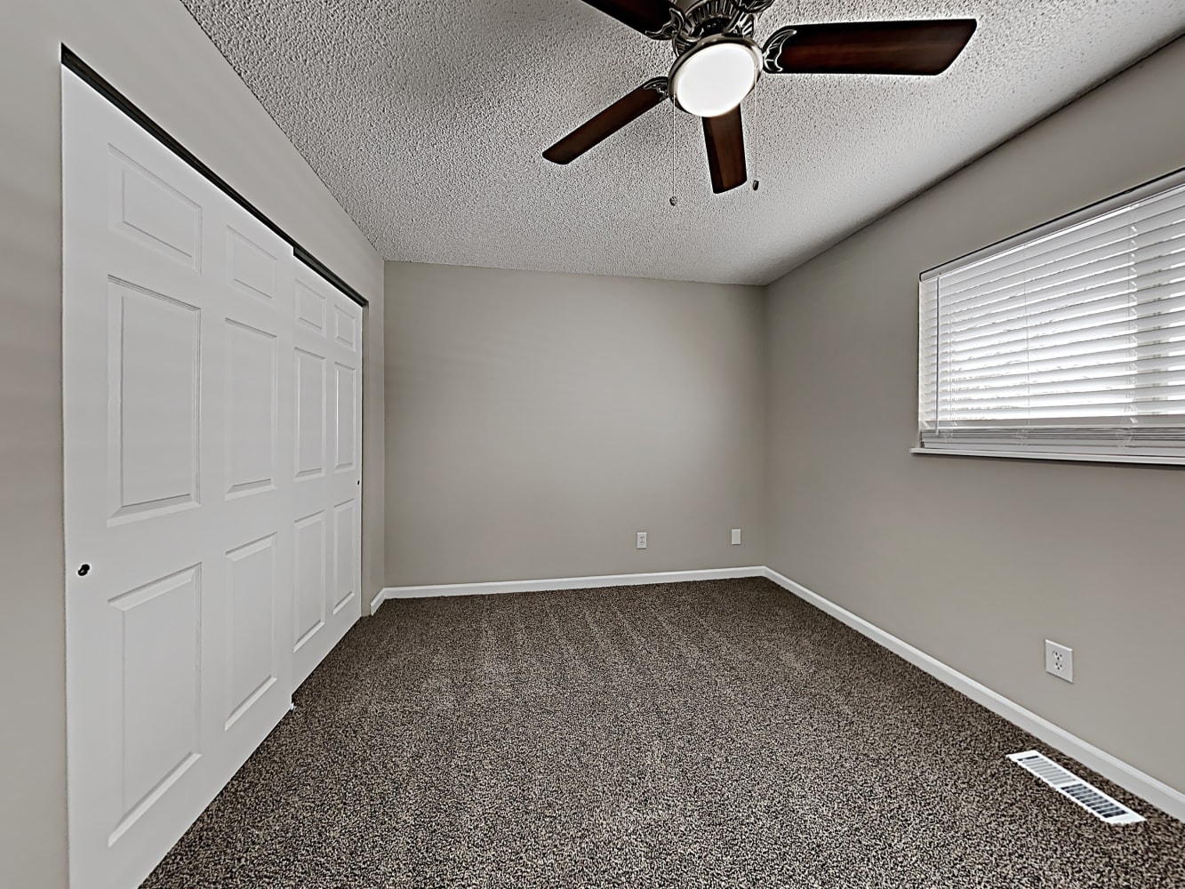 7595 Deer Trl Colorado Springs photo 14