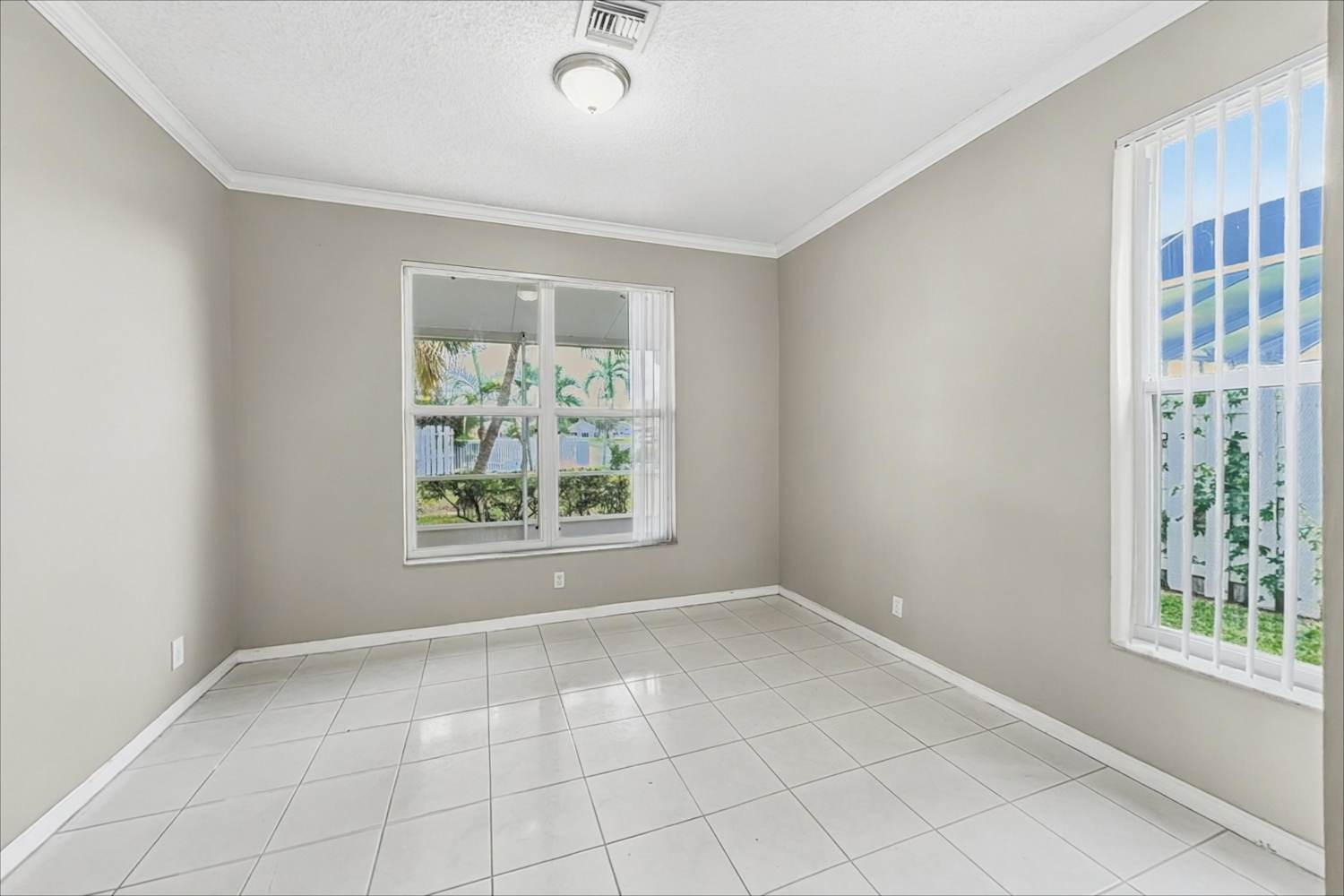 7697 Springfield Lake Dr Lake Worth photo 8