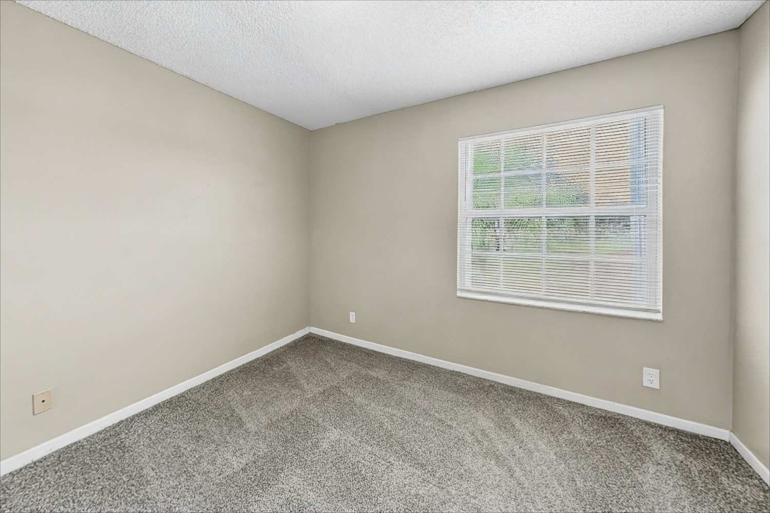 7697 Springfield Lake Dr Lake Worth photo 14
