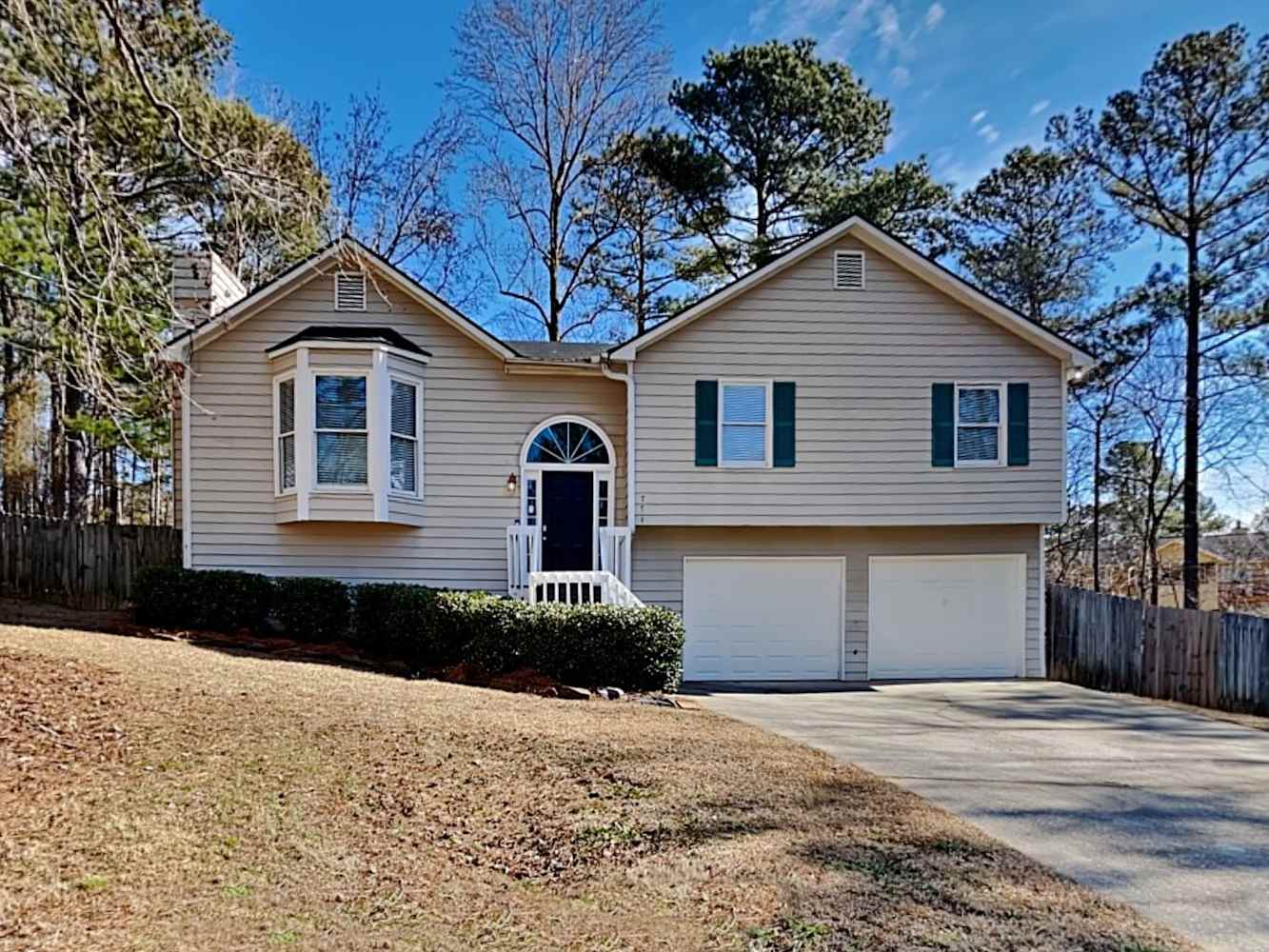 774 Silverthorne Cir, Douglasville