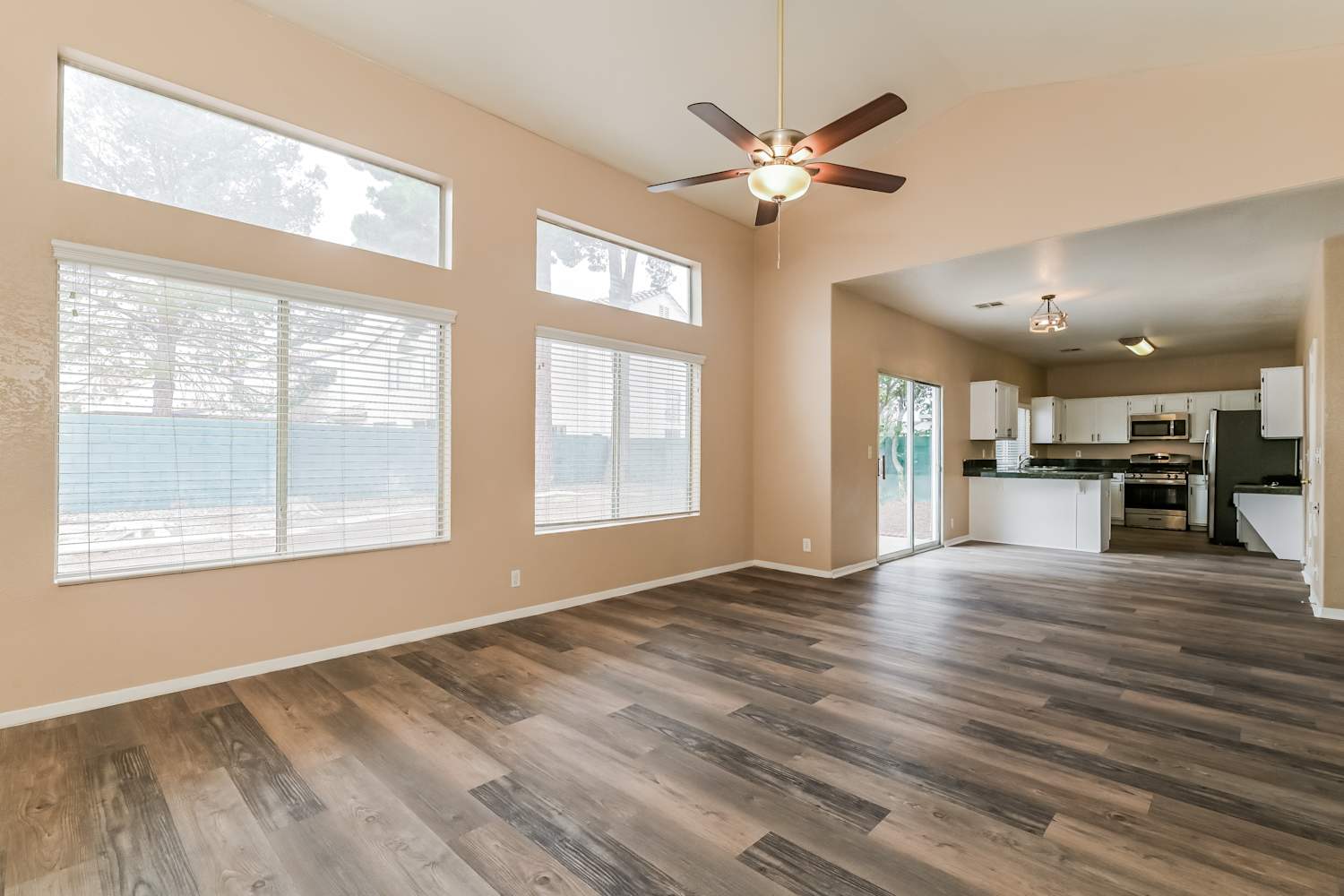 7749 Brook Valley Dr Las Vegas photo 4