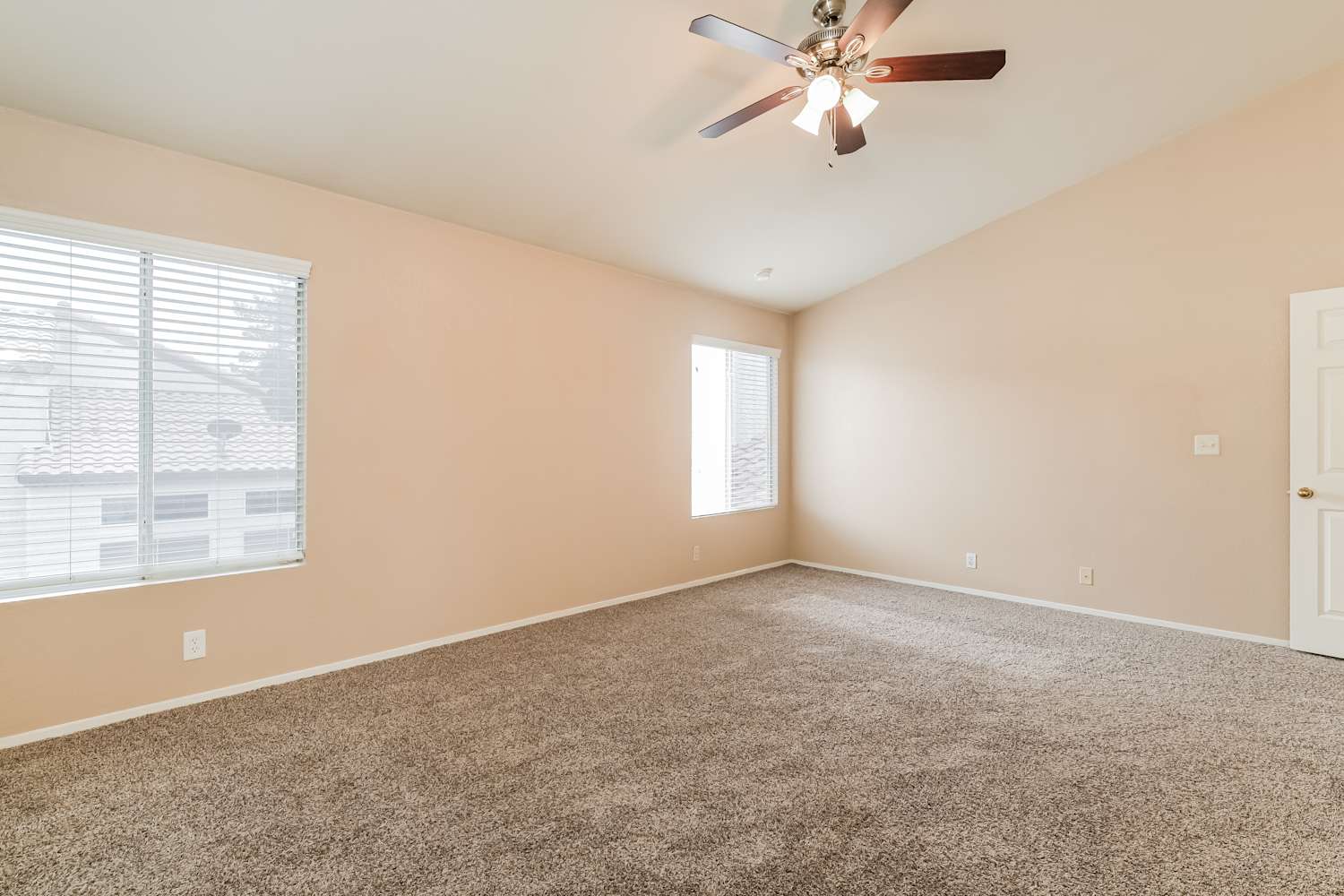 7749 Brook Valley Dr Las Vegas photo 9