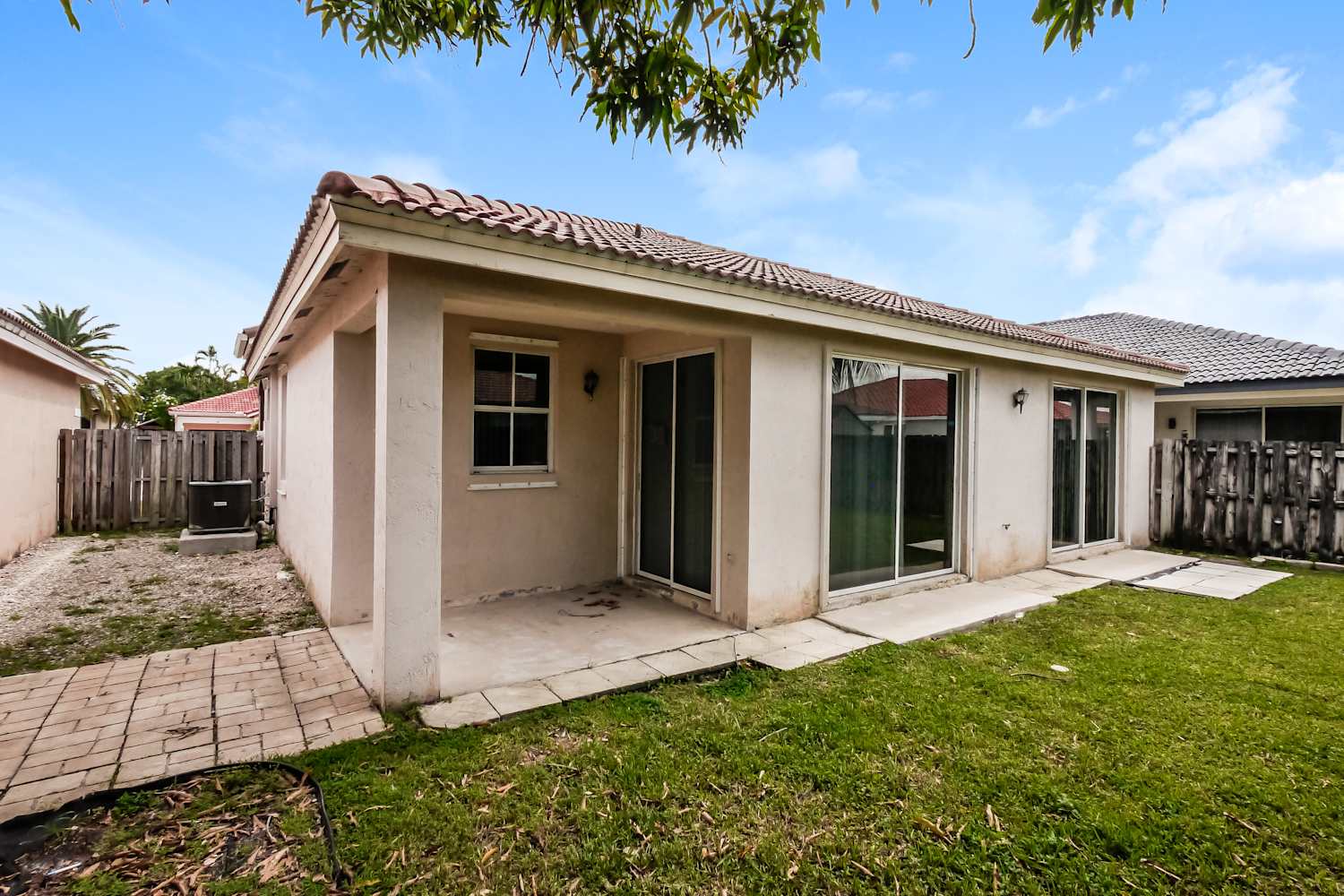 8013 NW 198th St Hialeah photo 16