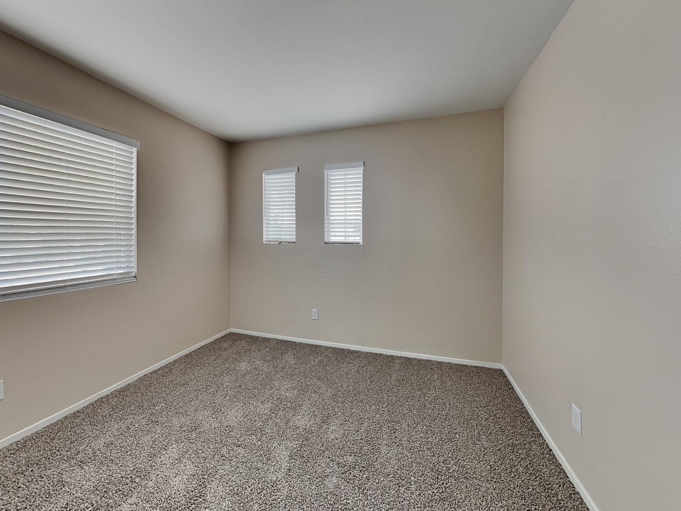 8044 Revolver Ave Las Vegas photo 12