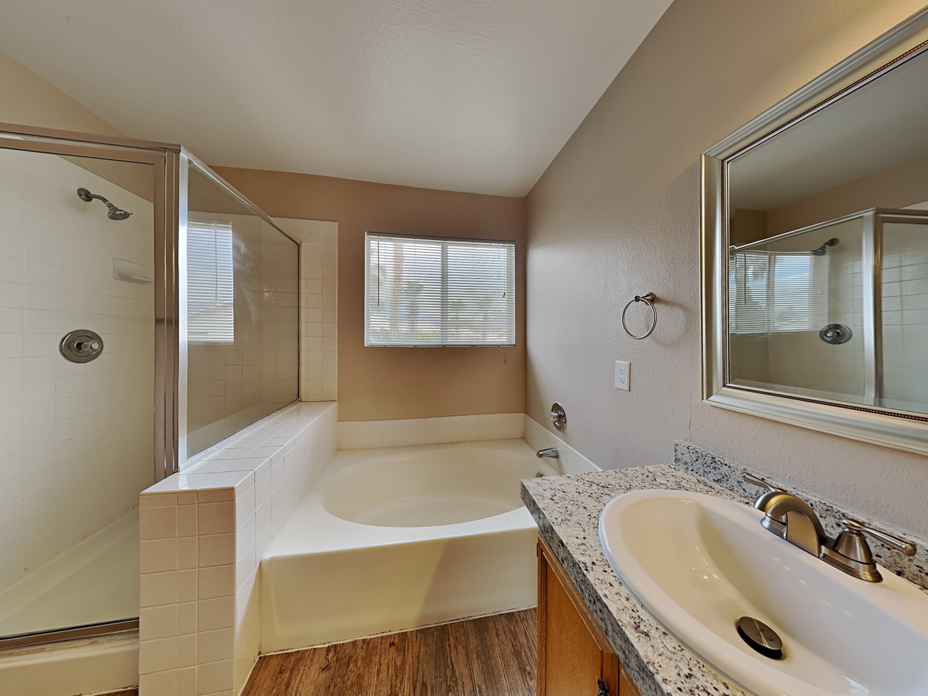 8044 Revolver Ave Las Vegas photo 11