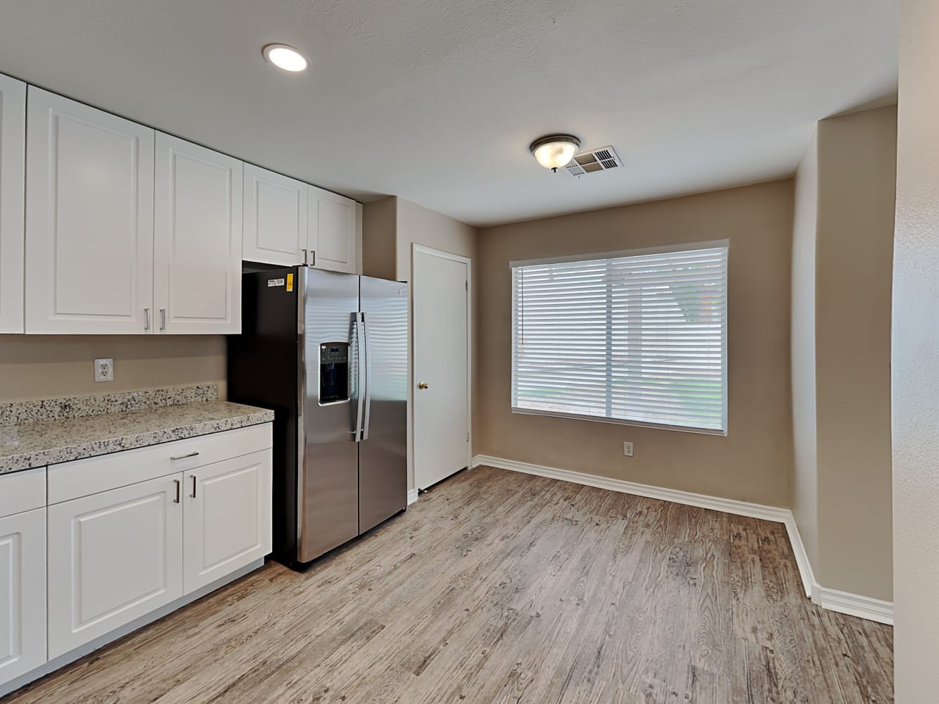 8044 Revolver Ave Las Vegas photo 8