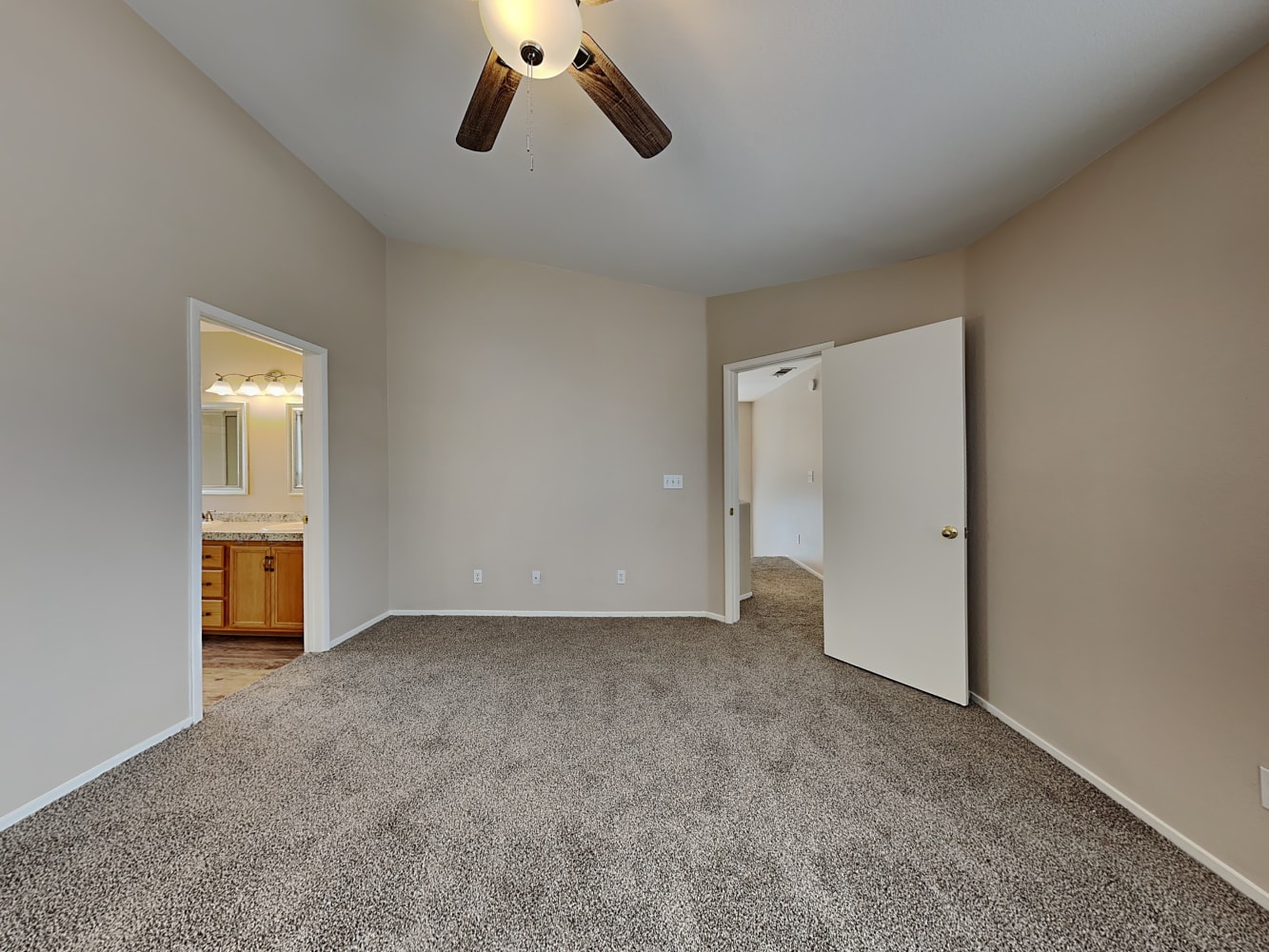 8044 Revolver Ave Las Vegas photo 9