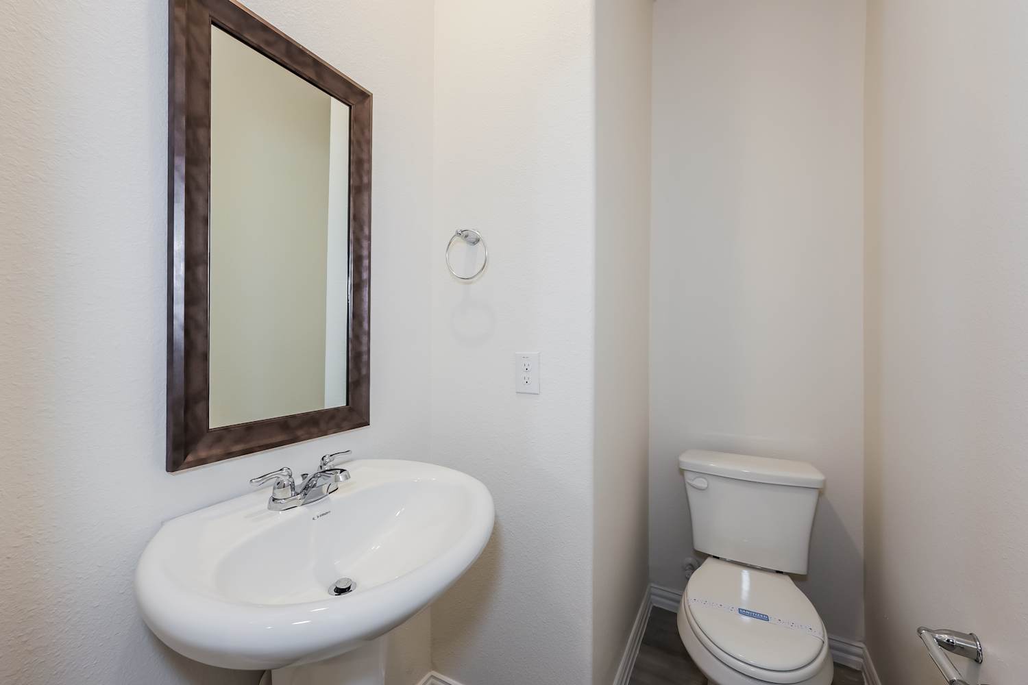 808 Bonnet Trl Arlington photo 16