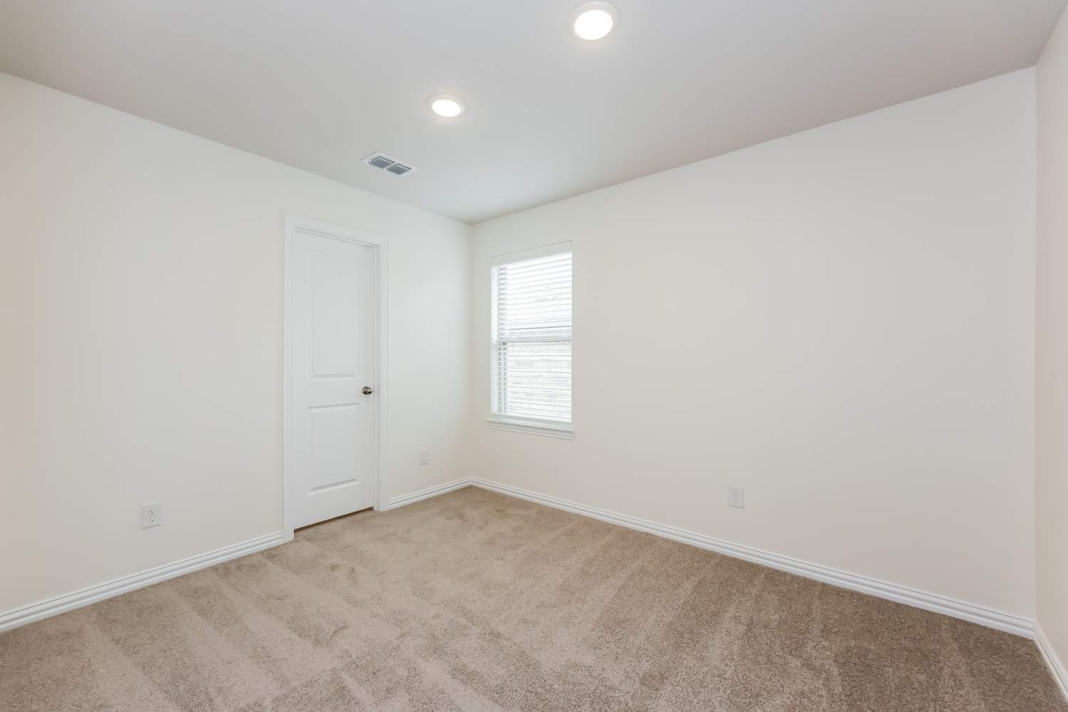 808 Bonnet Trl Arlington photo 15