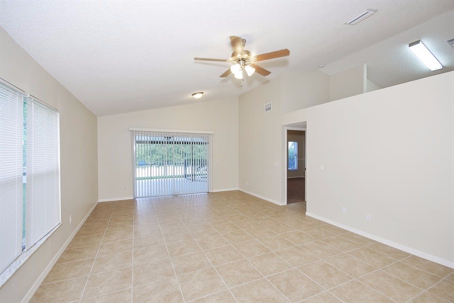 8354 Fort Clinch Ave Orlando photo 3