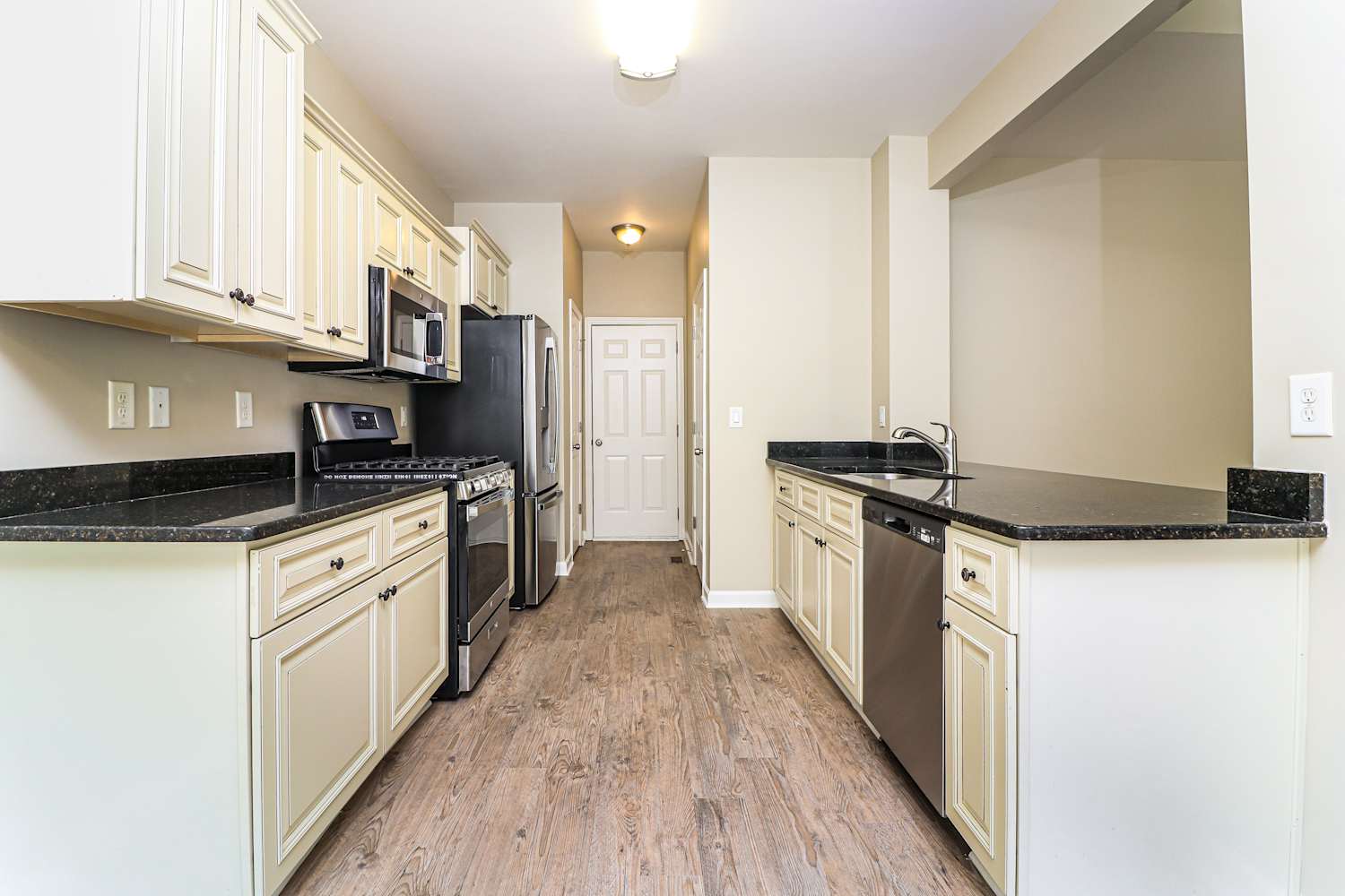 88 Norton Ave Acworth photo 12