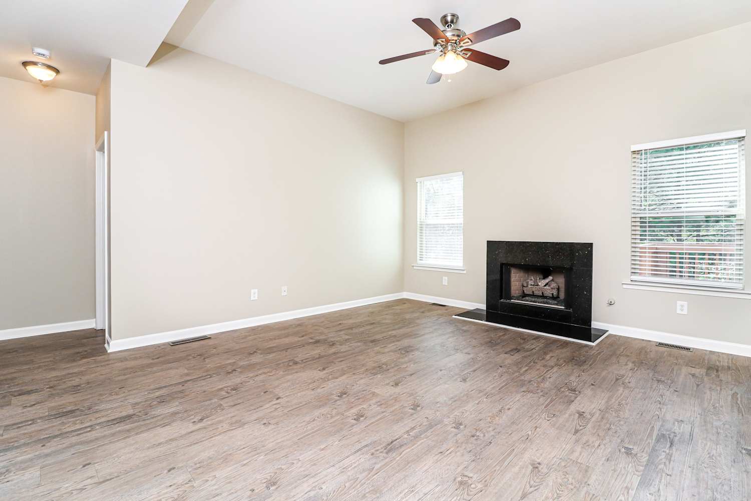 88 Norton Ave Acworth photo 8