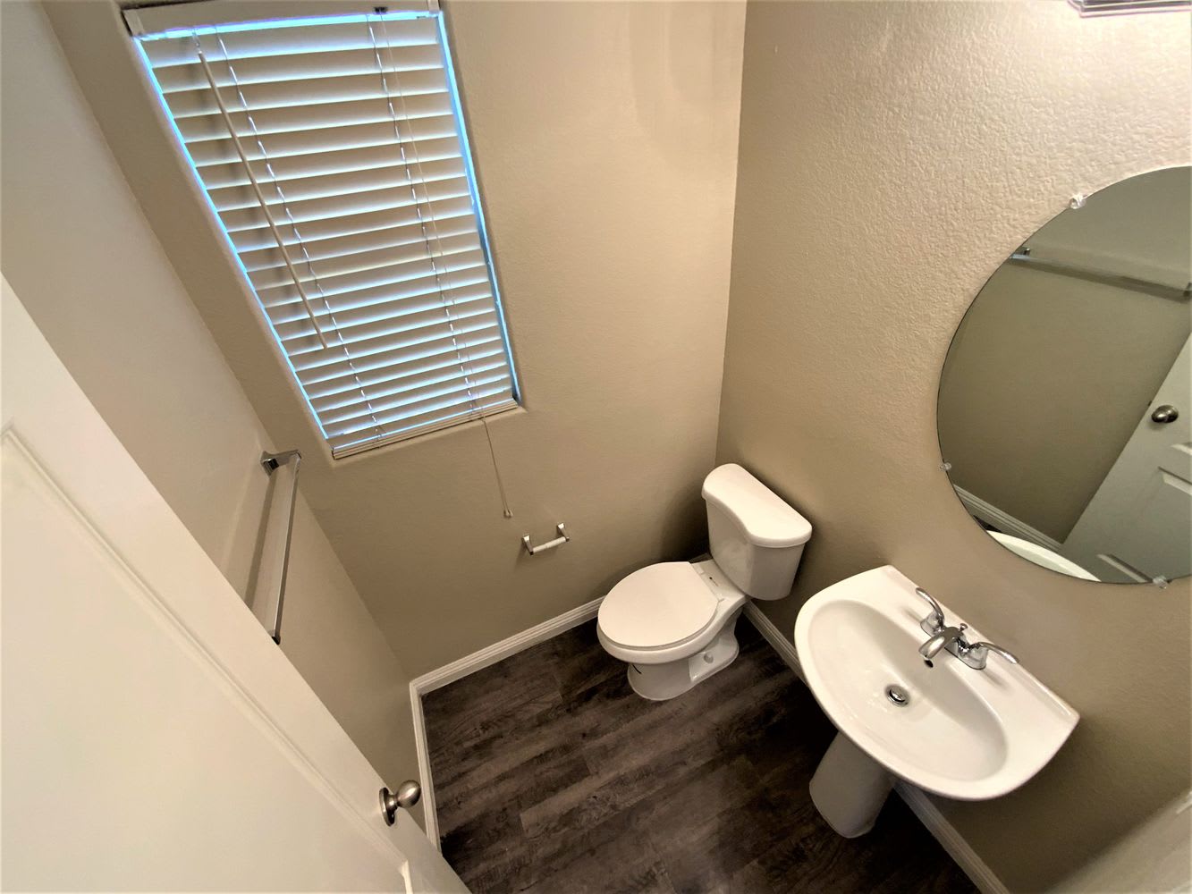 9132 Little Horse Ave Las Vegas photo 12