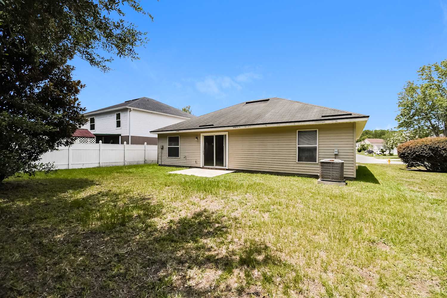 9294 Thunderbolt Dr Jacksonville photo 16