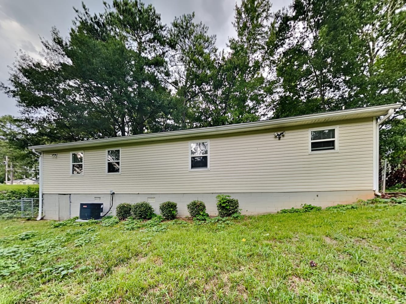 940 Woodbridge Dr NE Conyers photo 18