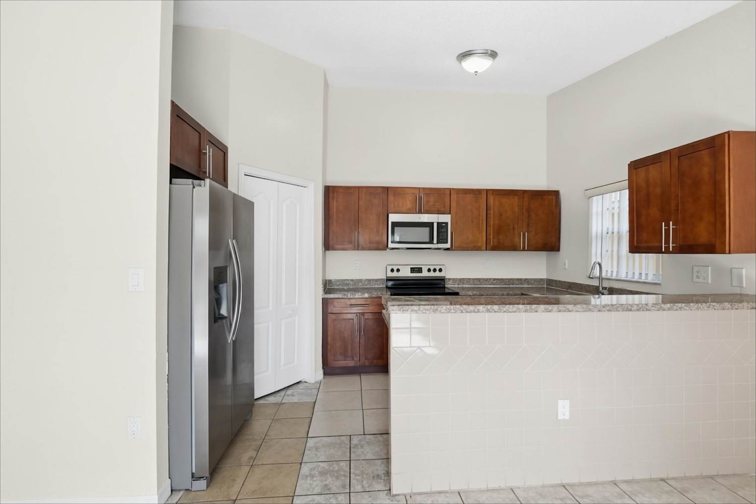 957 NW 128th Pl Miami photo 9