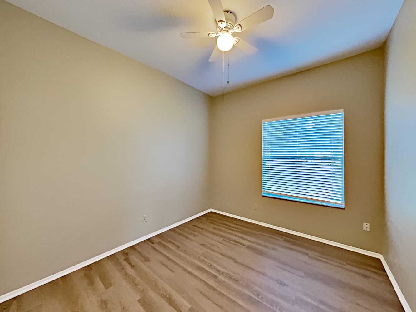 9641 Norchester Cir Tampa photo 11