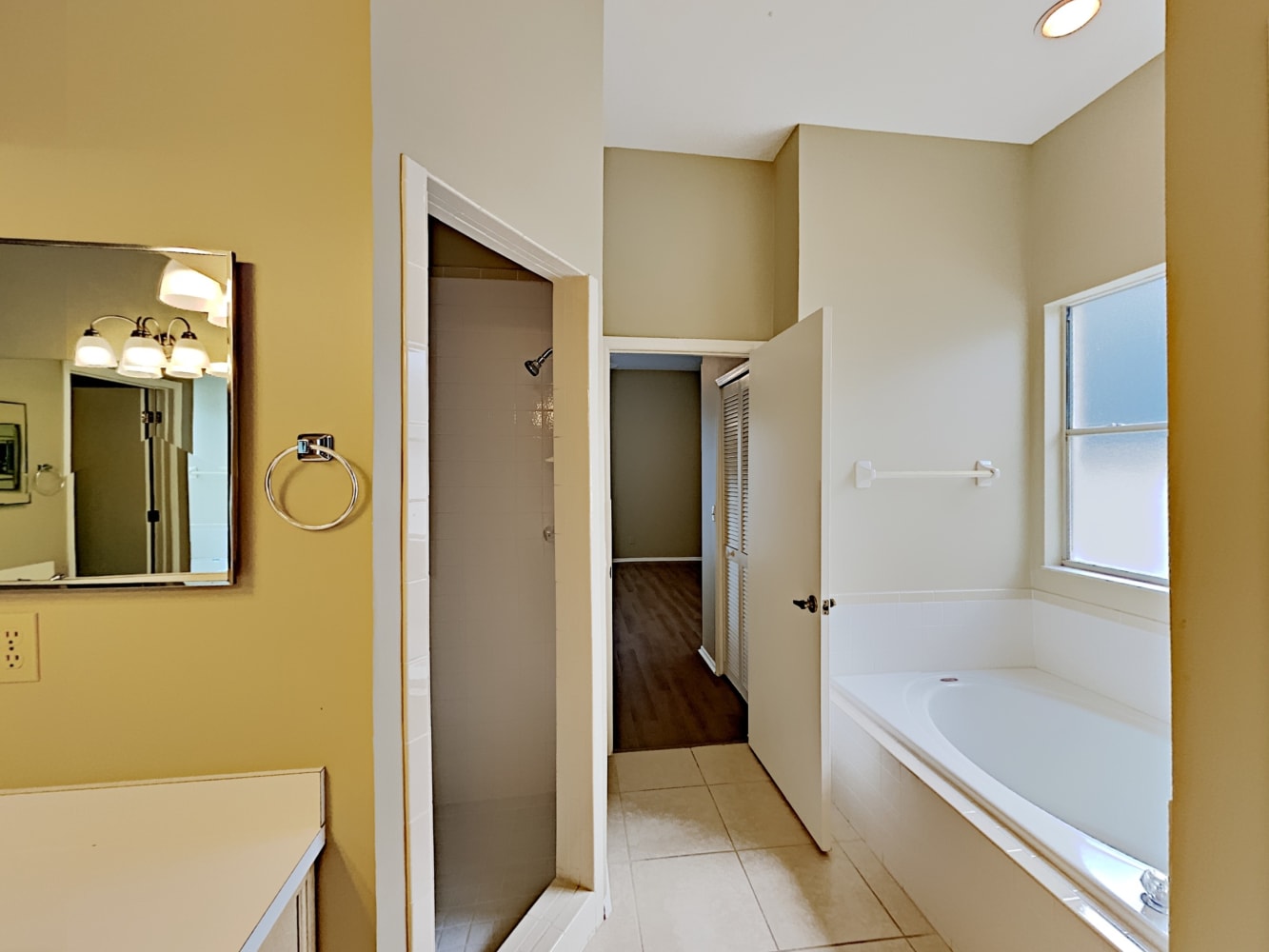 9641 Norchester Cir Tampa photo 15